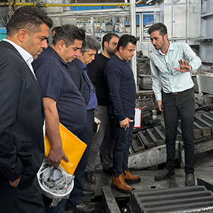 بازدید نمایندگان شرکت ساپکو از خط تولید شرکت روان گداز پردیس 22 بازدید نمایندگان شرکت ساپکو از خط تولید شرکت روان گداز پردیس