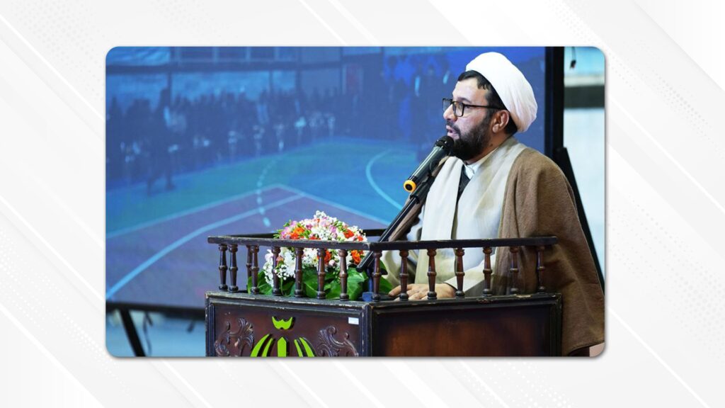 صحبت های حجت‌الاسلام صابری خطیب و سخنران در حاشیه مسابقات فوتسال کارگری روان گداز پردیس